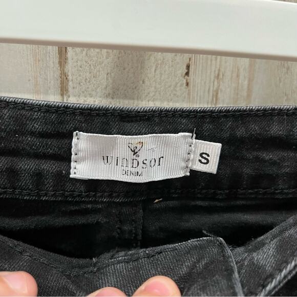 Windsor Black Denim Distressed Mini Skirt Stretchy Womens Size Small - Picture 2 of 5